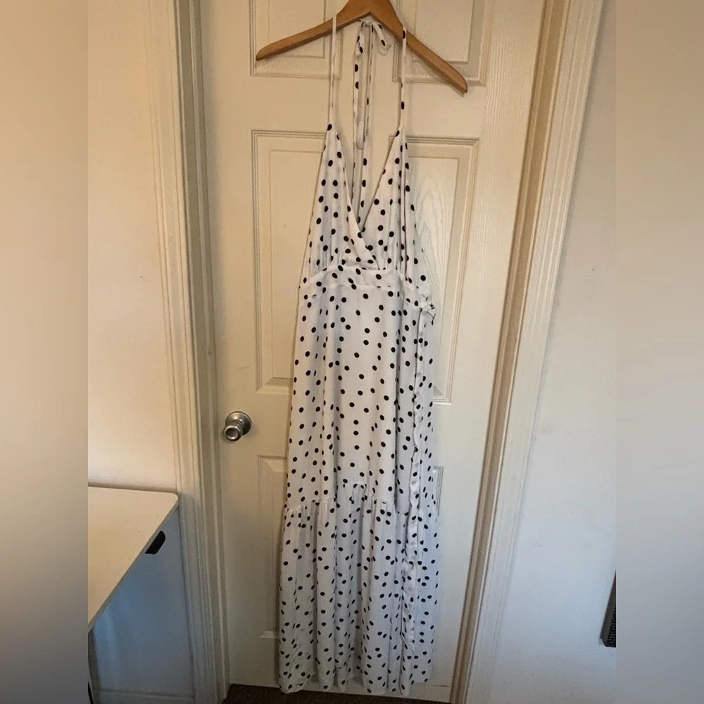 VICI Polka Dot Dress – white maxi dress wedding Payce Halter Kentucky Derby - Picture 3 of 10